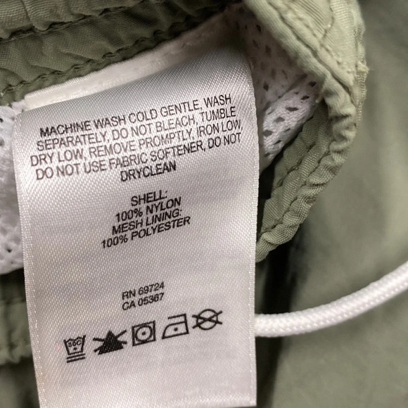 Columbia green shorts size 32 - Picture 8 of 9